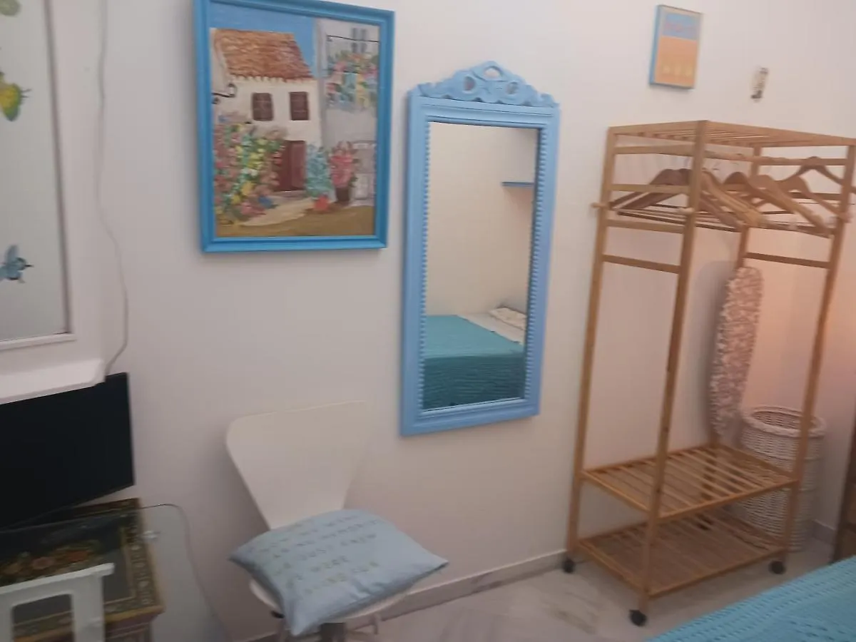 Habitacion Privada Con Bano. Cadice Alloggio in famiglia